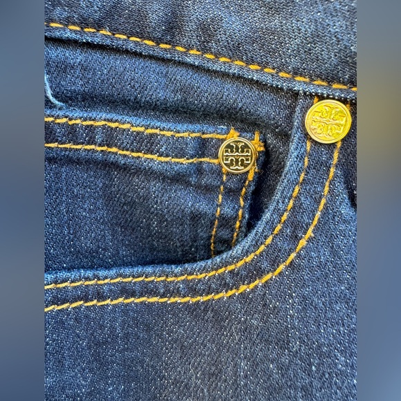 Tory Burch Super Skinny Jean Logo Pocket Details Sz 30 Dark wash denim - Picture 3 of 7